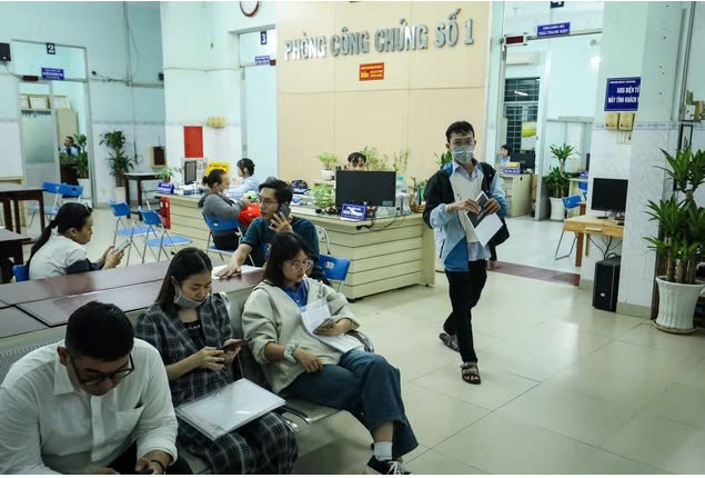 Bộ Tư pháp lên tiếng về luật sư làm chứng mua bán nhà đất